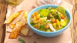 Sopa de Lima: Kelezatan Sup Khas Meksiko yang Memikat Lidah